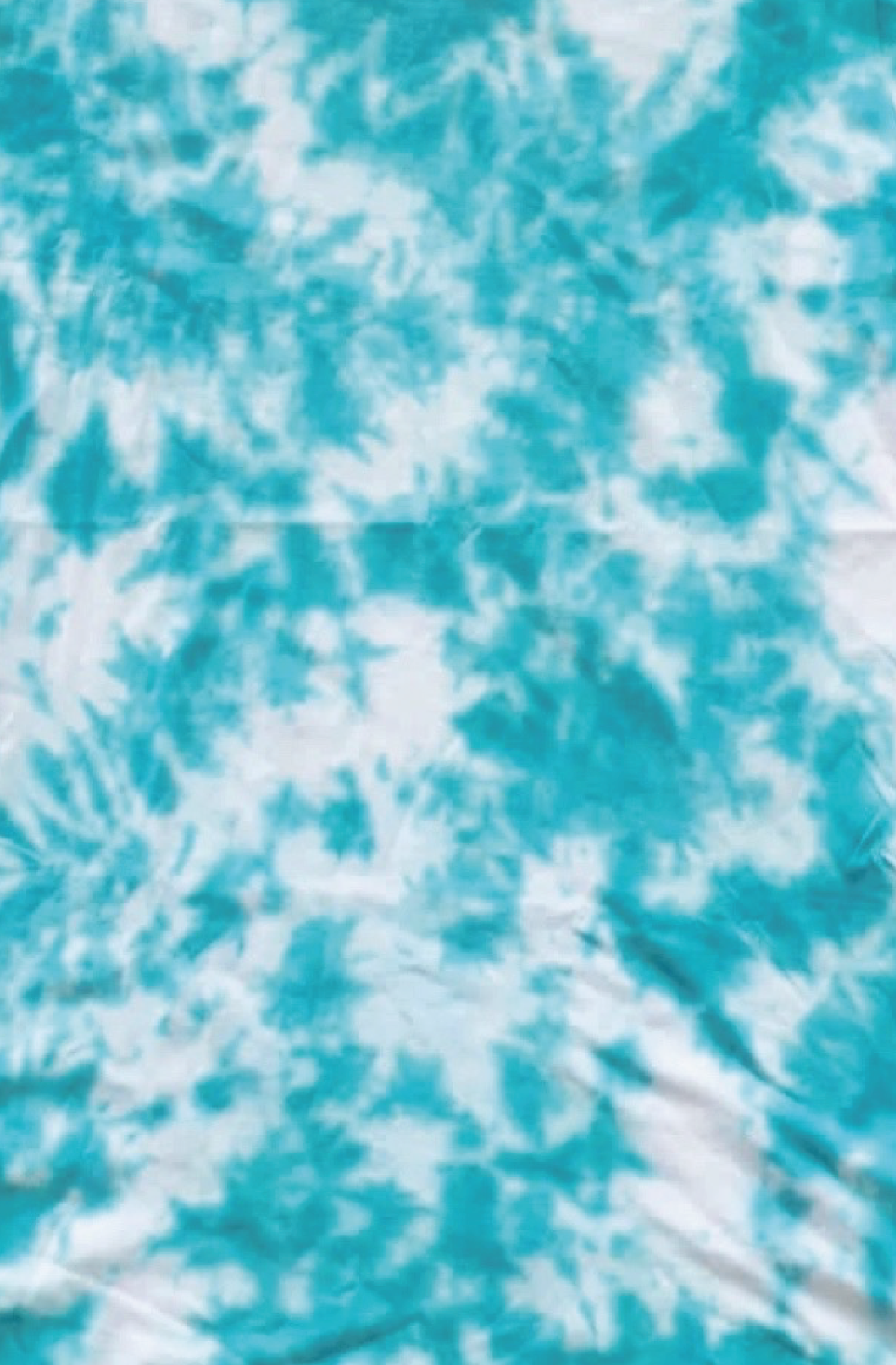 Tie-dye shirt in blue and white 